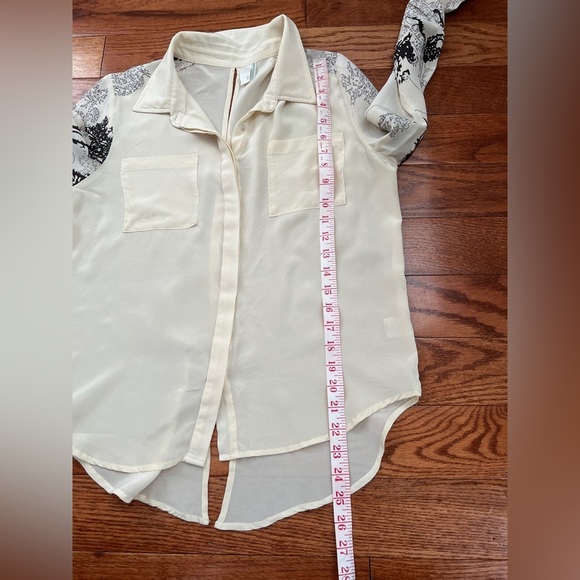 Line & Dot Cream Button-Up Long Sleeve Women's Top with Black Print Sz S - Picture 11 of 11